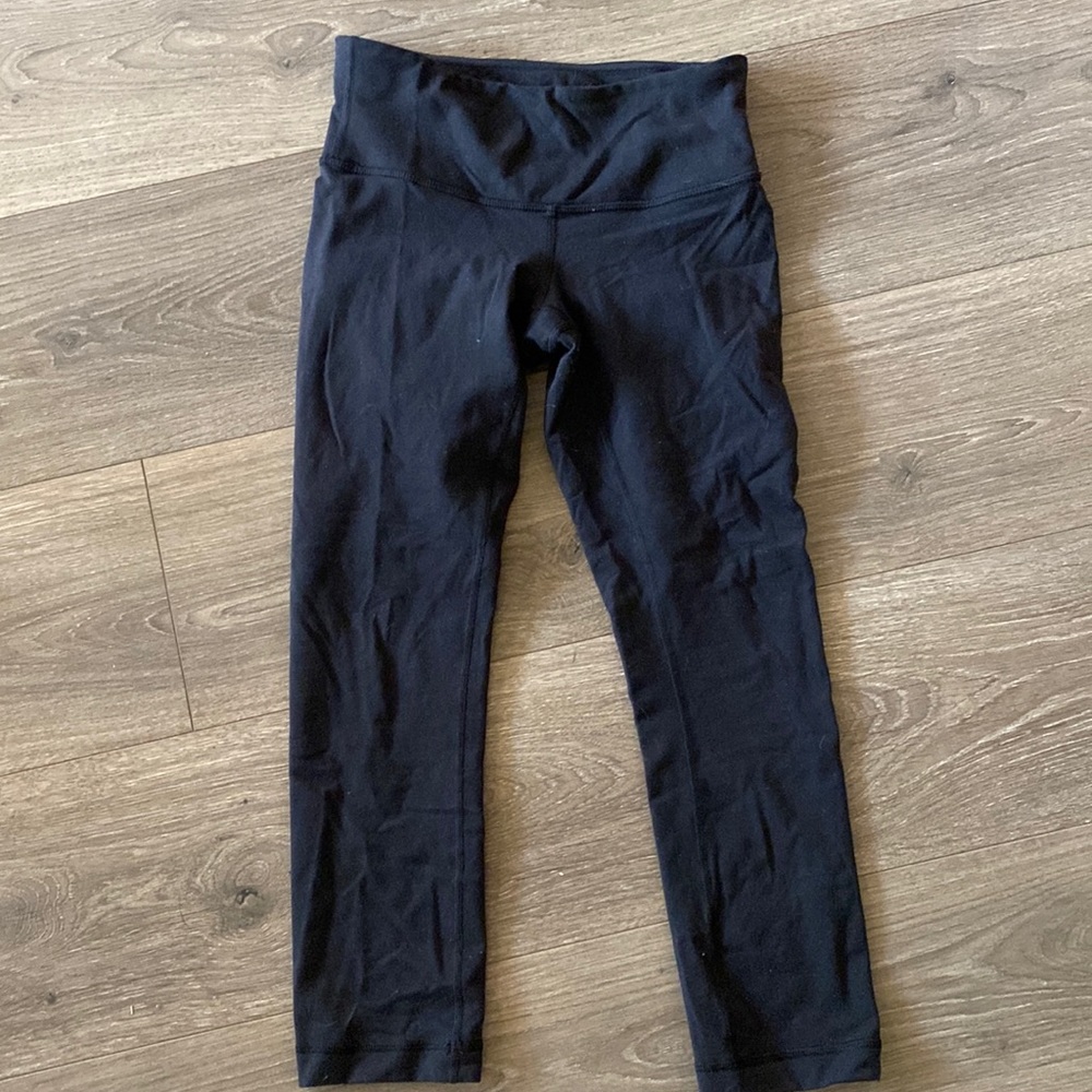 Lululemon Black Wunderunders - Size 0